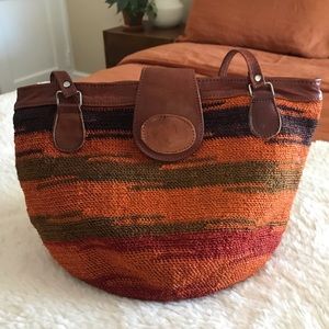 Vintage woven purse tote shoulder bag
